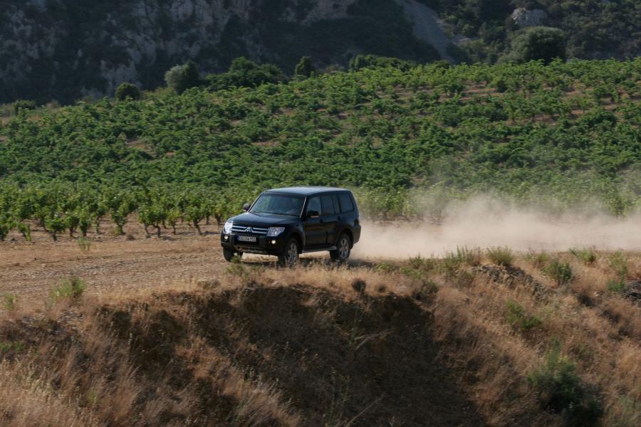  Mitsubishi Pajero 2007 года  (фото 2 из 22)